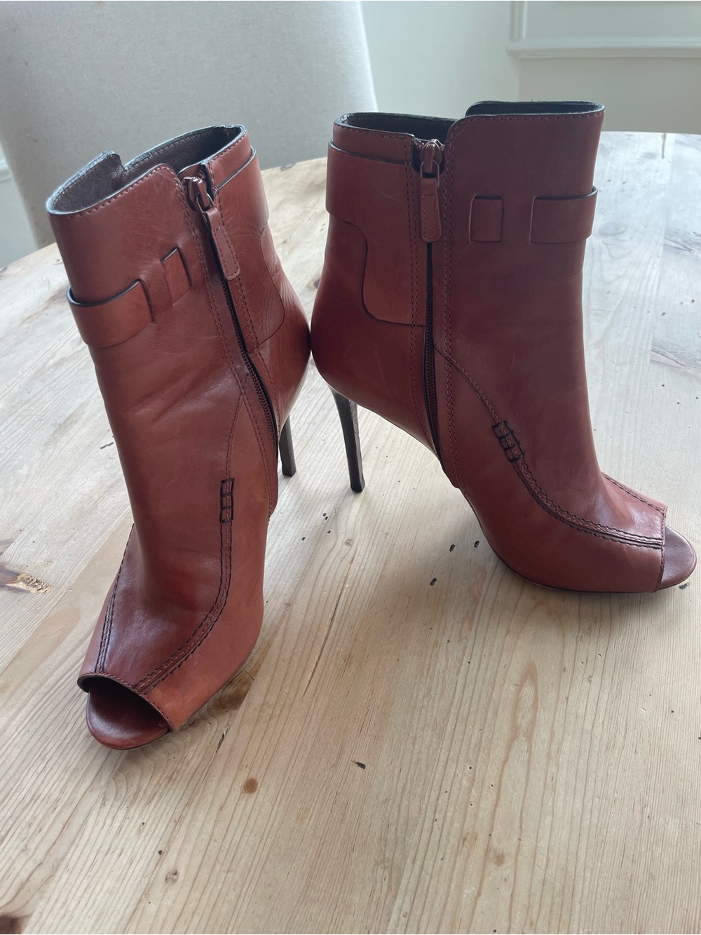 Tory Burch Modern Glam Leather Heel Booties with Side Zipper Size 11
